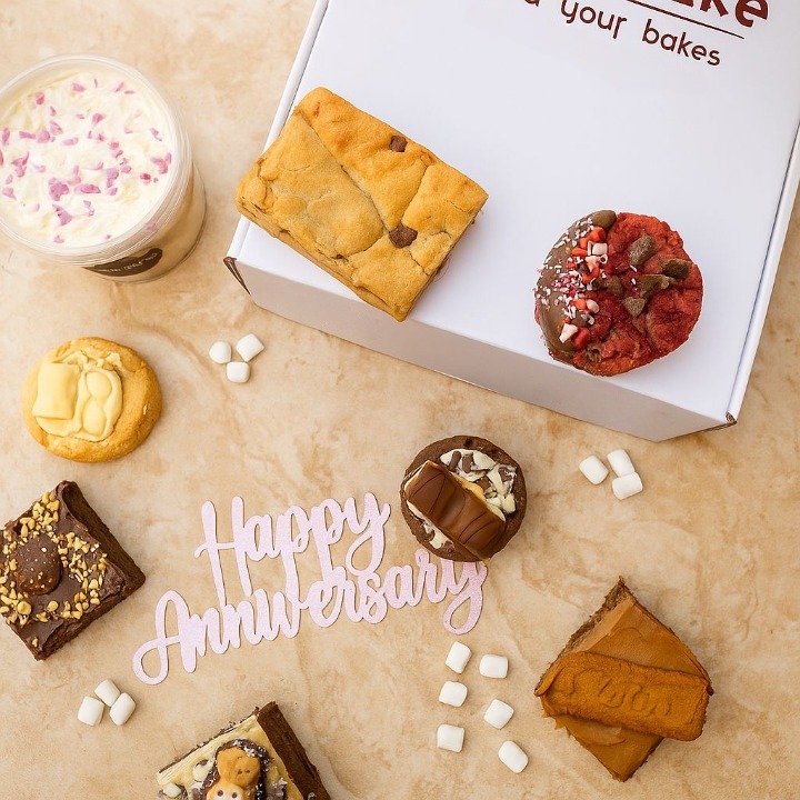 happy anniversary treat box
